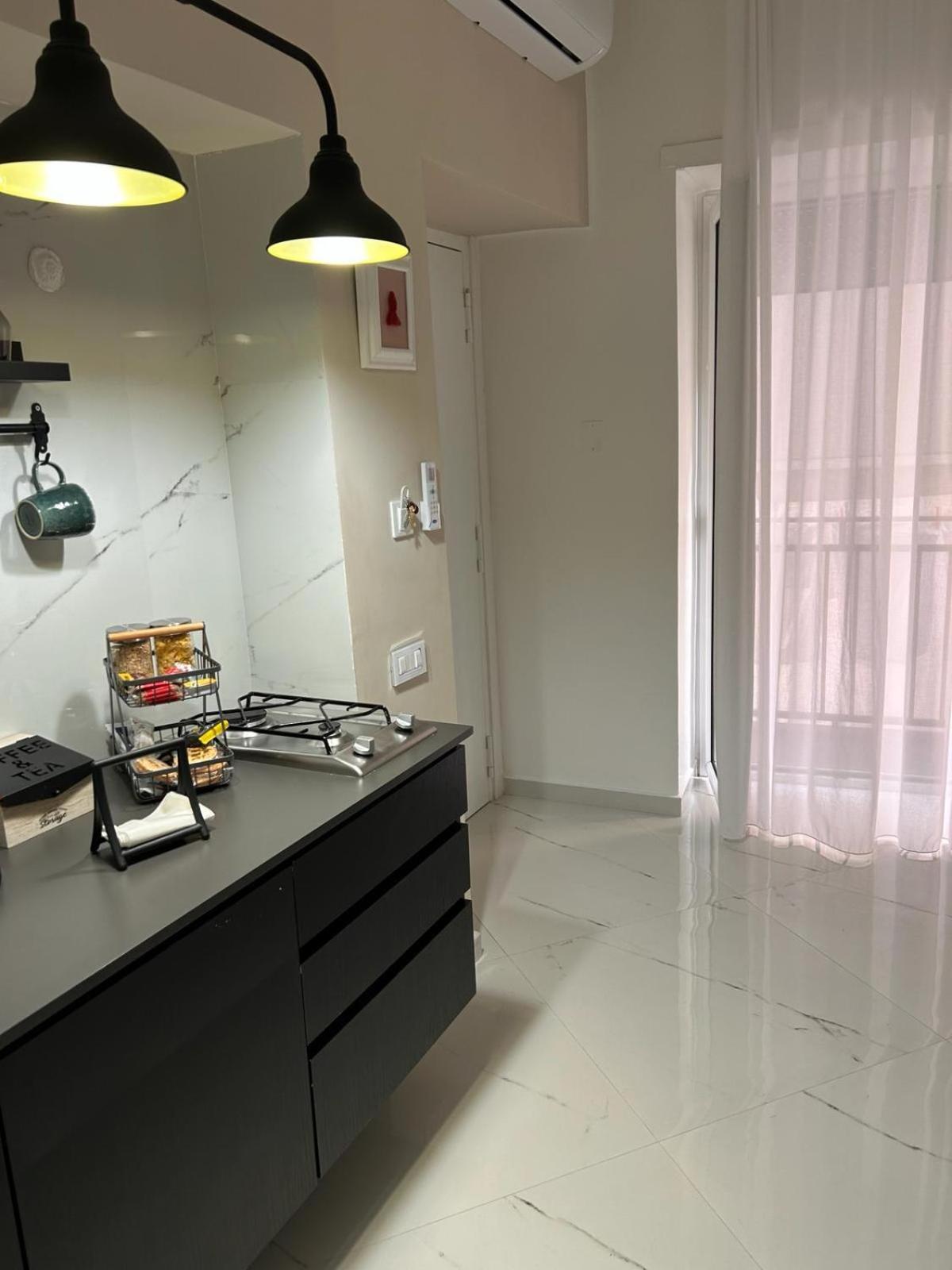 Pe Vic E Vicariell Apartman Nápoly Kültér fotó